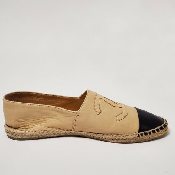 CHANEL SHOES CC LOGO BEIGE LAMBSKIN LEATHER FLATS ESPADRILLE sz 39 US 7.5 - Picture 8 of 16
